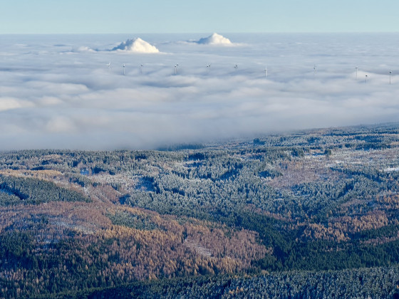 Adventsflug Erzgebirge - Blickrichtung Böhmisches Becken