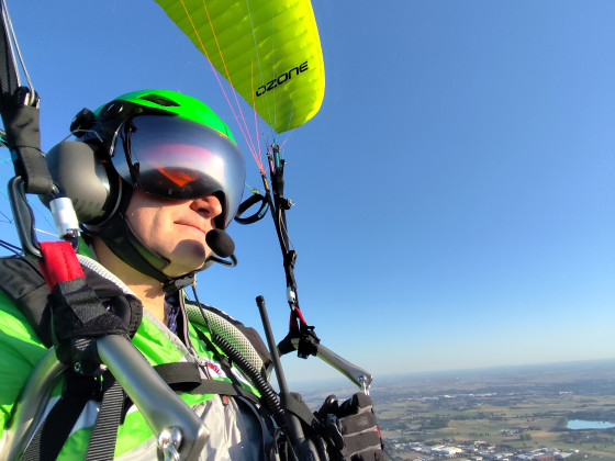 Sonnenuntergangsflug über den Maas Seen bei Roermond