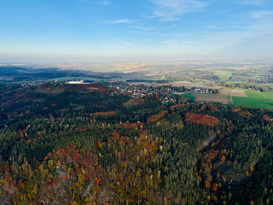 Erzgebirgischer Herbst von oben - Augustusburg